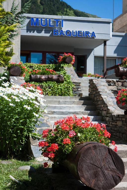 Apartamentos Multibaqueira Baqueira Beret Exteriör bild
