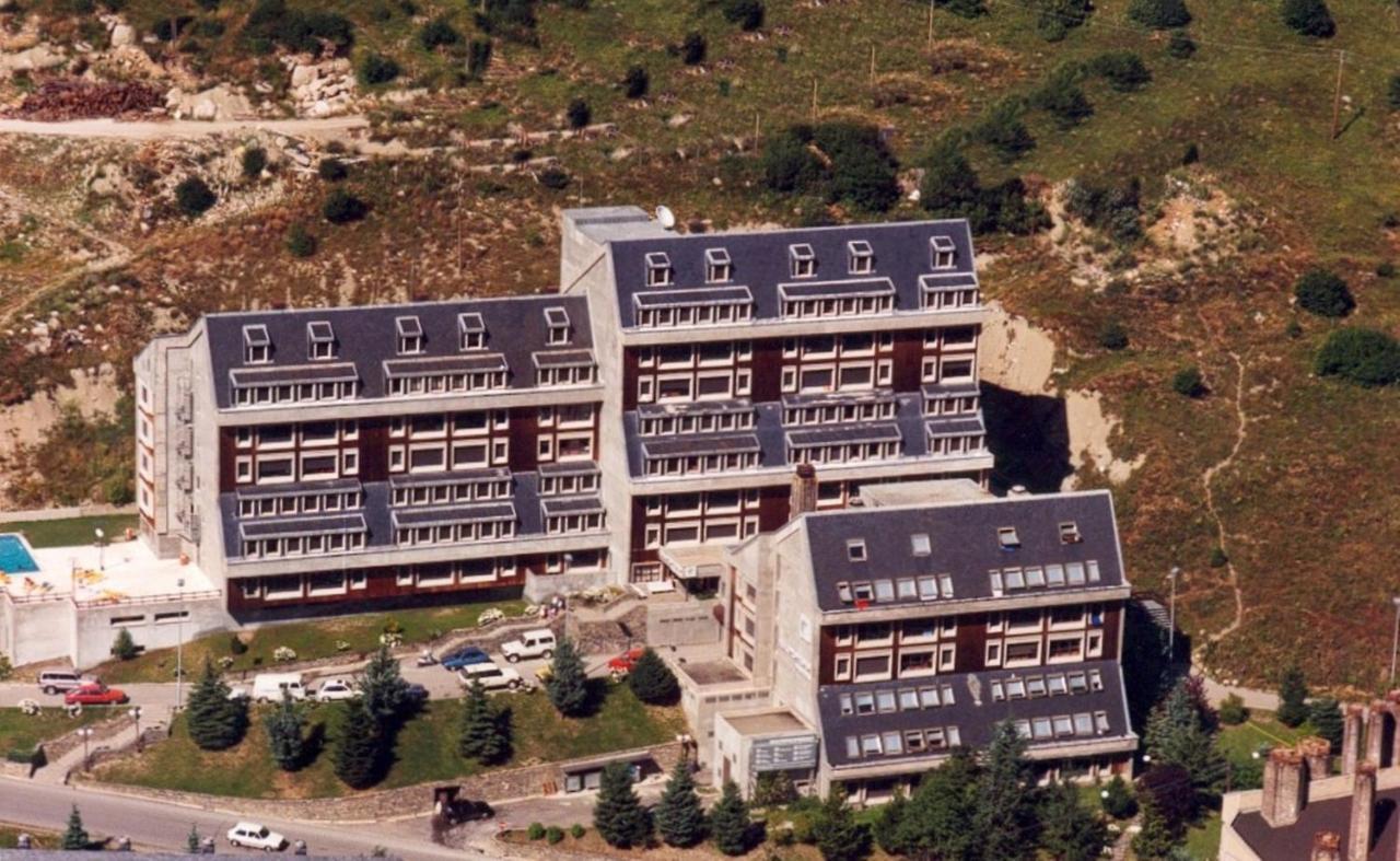 Apartamentos Multibaqueira Baqueira Beret Exteriör bild